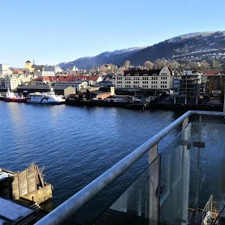 Appartement Toppleilighet I Damsgardsundet Bergen